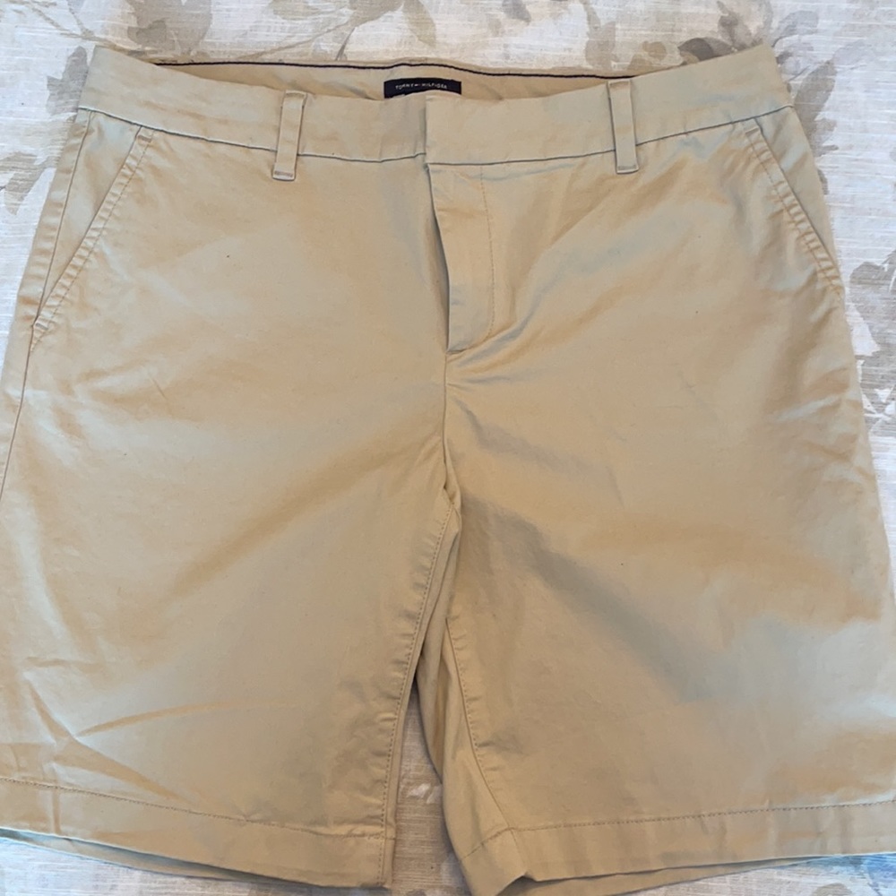 Tommy Hilfiger 9” Flat Front Shorts